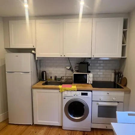 - Mouraria Sao Jorge Lisbon